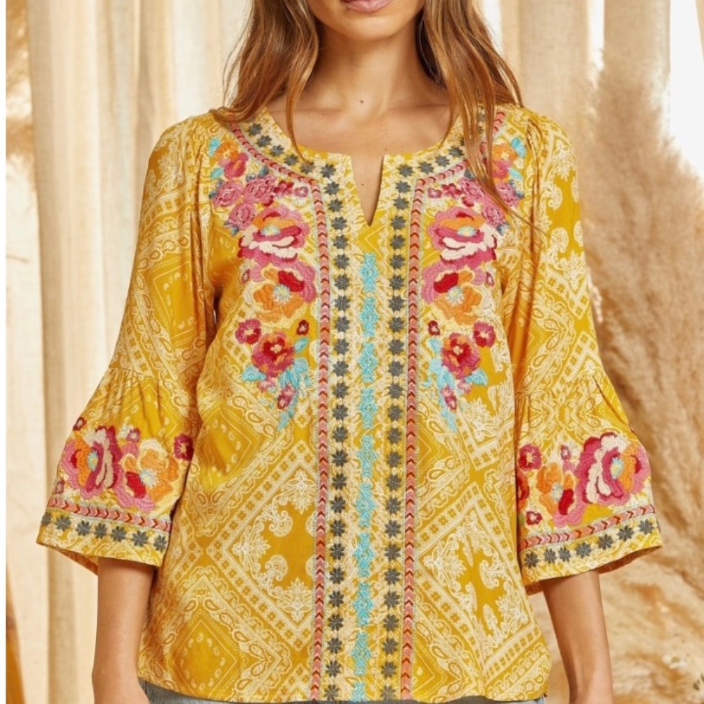 Savannah Jane embroidered top